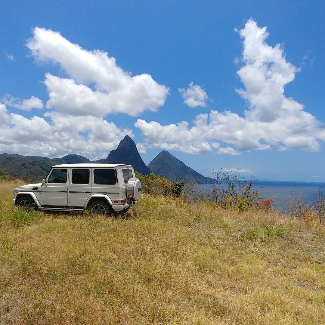 Snorkeled around the in the morning then offroaded to this view with the owner of in his @stluciaresorts