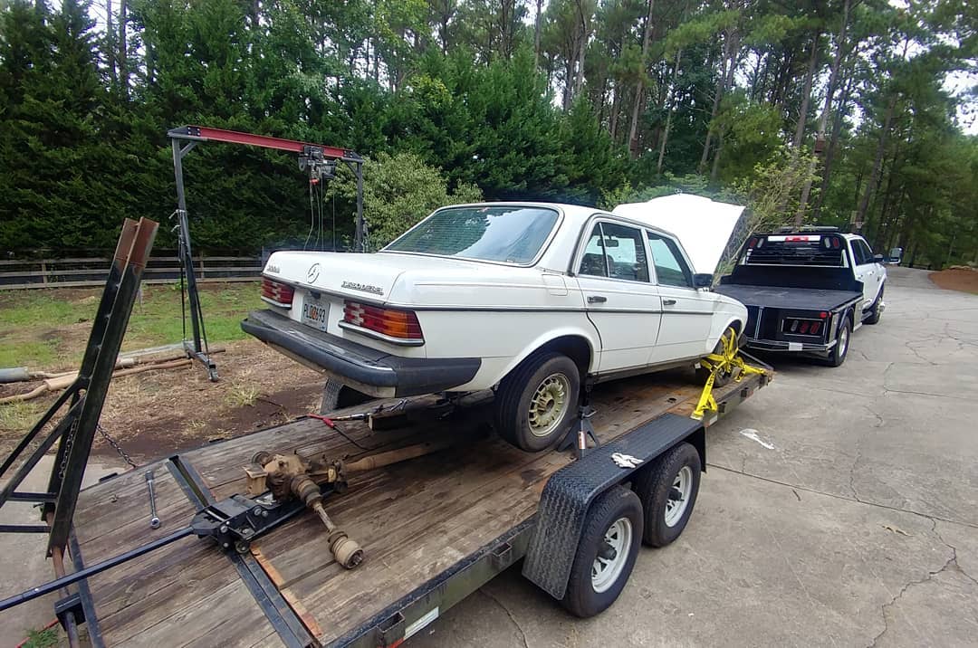 We shall call this one organ donor... Taller ratio diff, higher stall torque converter, and various smaller parts going to OM617A turbo diesel will find a home in one of my unimogs. If the body is lucky it will be motor swapped and sacrificed to lemons racing.
